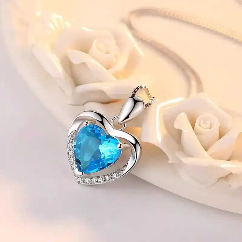 Collana Punto Luce a Cuore con Zirconia Cubica in Argento925 - immagine 4