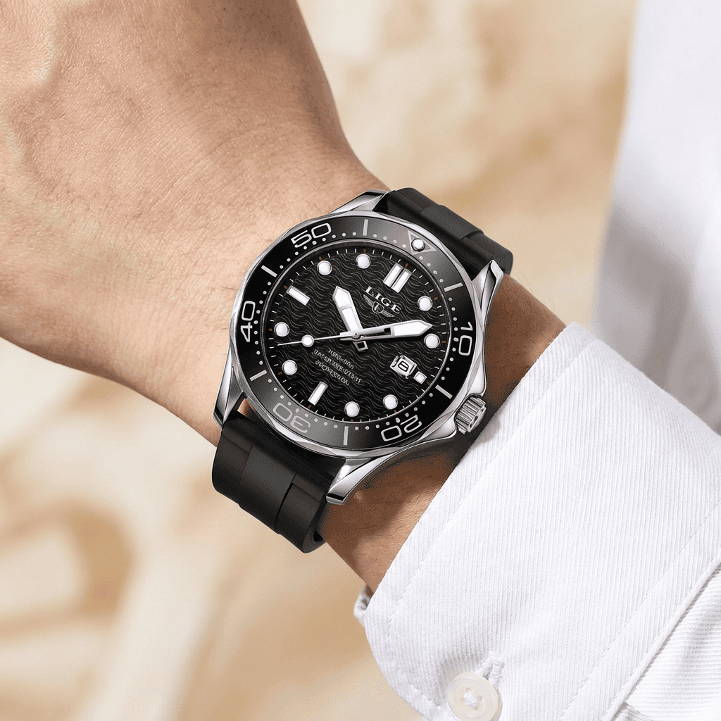 Orologio da uomo sportivo con cinturino in silicone nero e quadrante nero con dettagli luminosi, perfetto per stile casual e attività all'aperto.